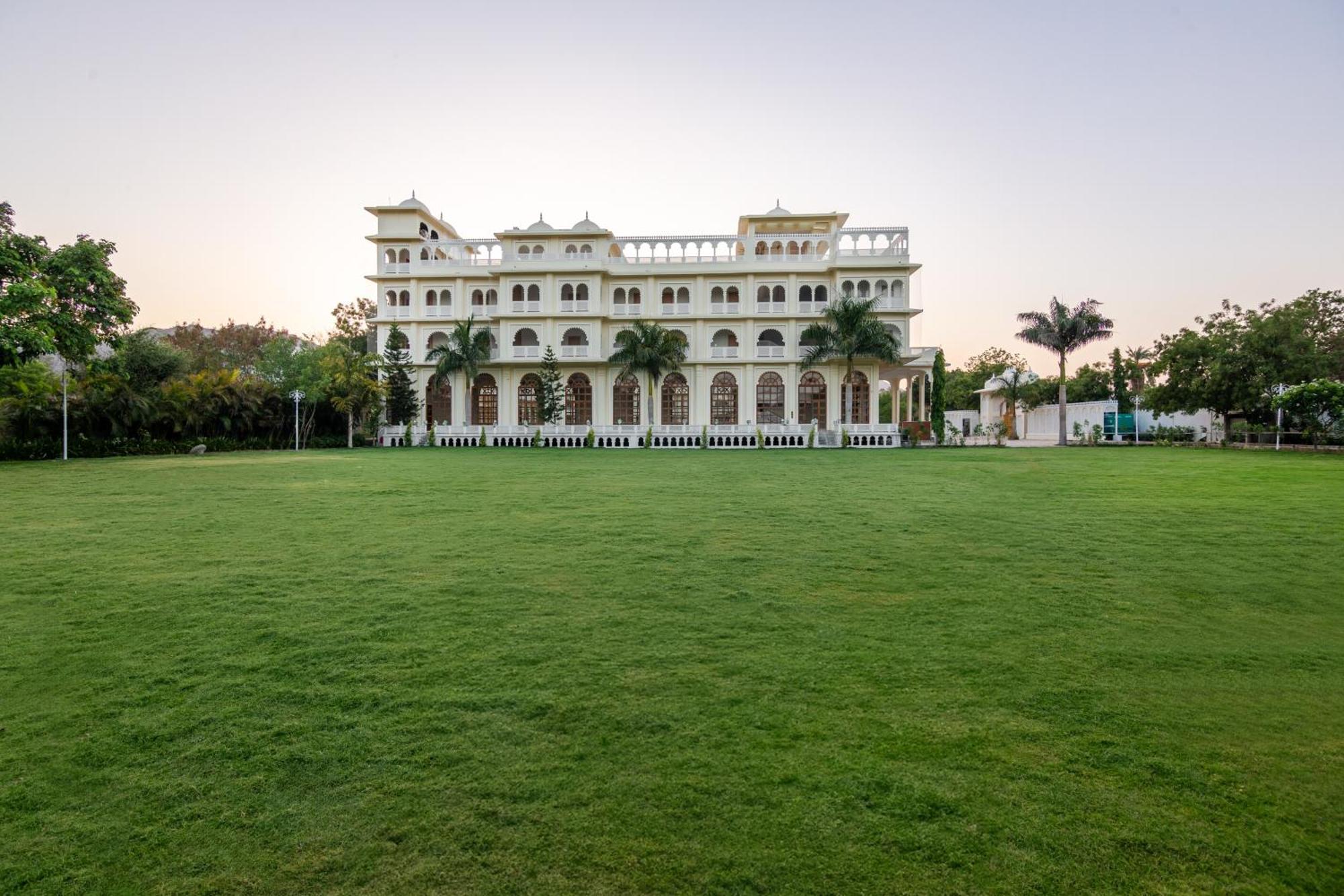 Sterling Aravalli Udaipur Exterior foto